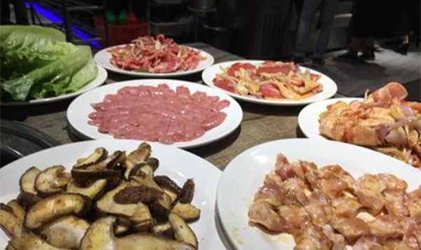 王三烤肉火锅加盟